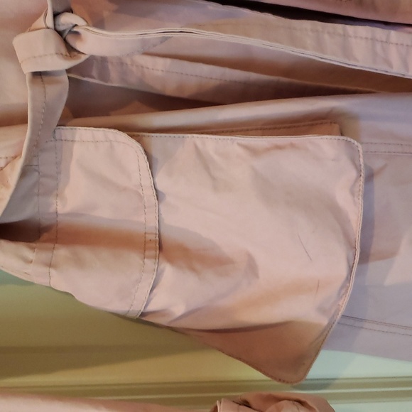 Designer Pink Trenchcoat 💗 - Picture 6 of 10